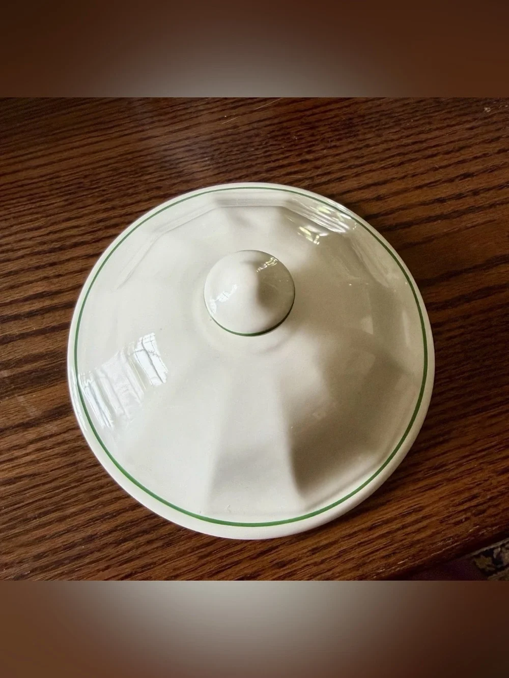 Pfaltzgraff White Covered Holiday Casserole with Green Trim and Red‎ Holly Motif